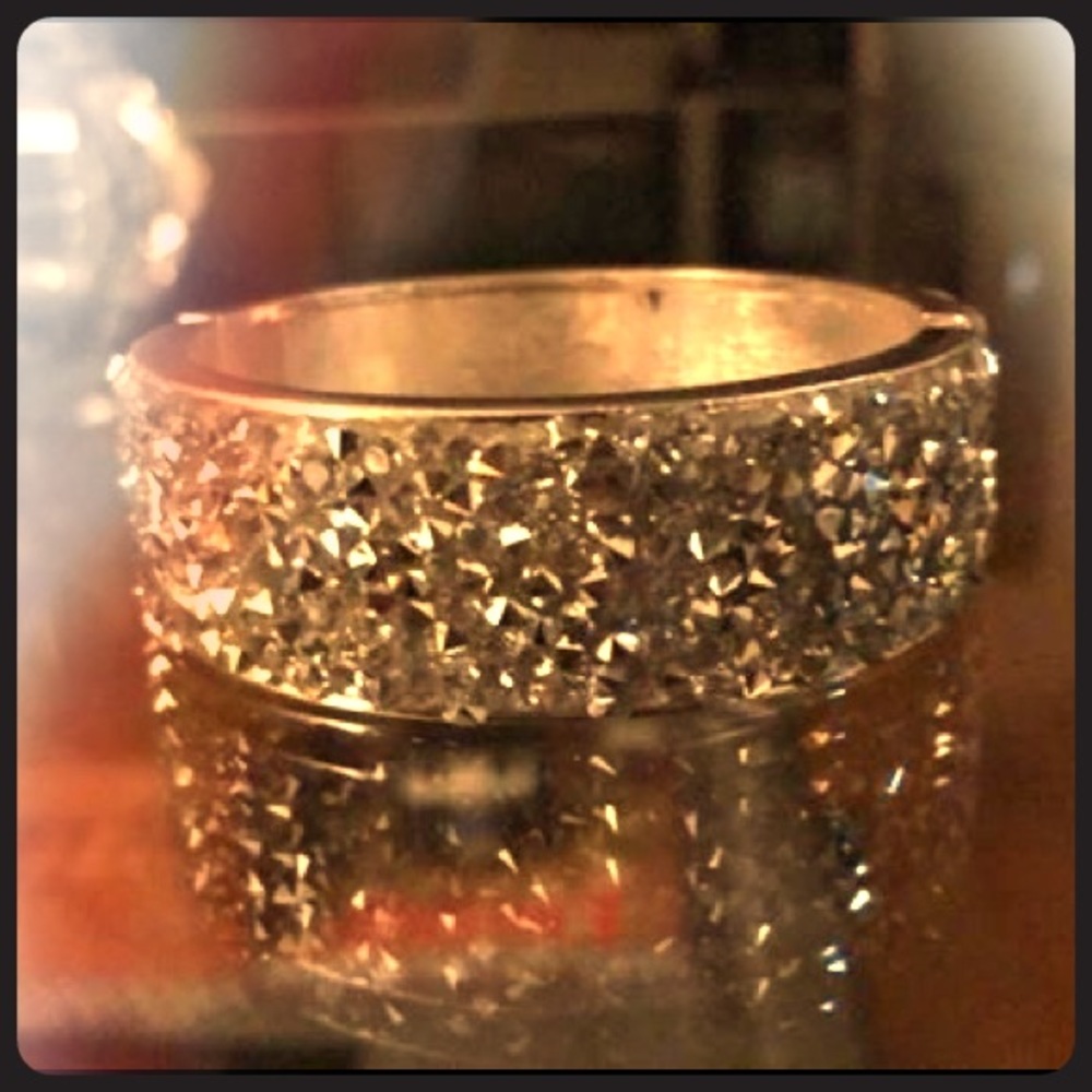 Beautiful faux bijou bracelet